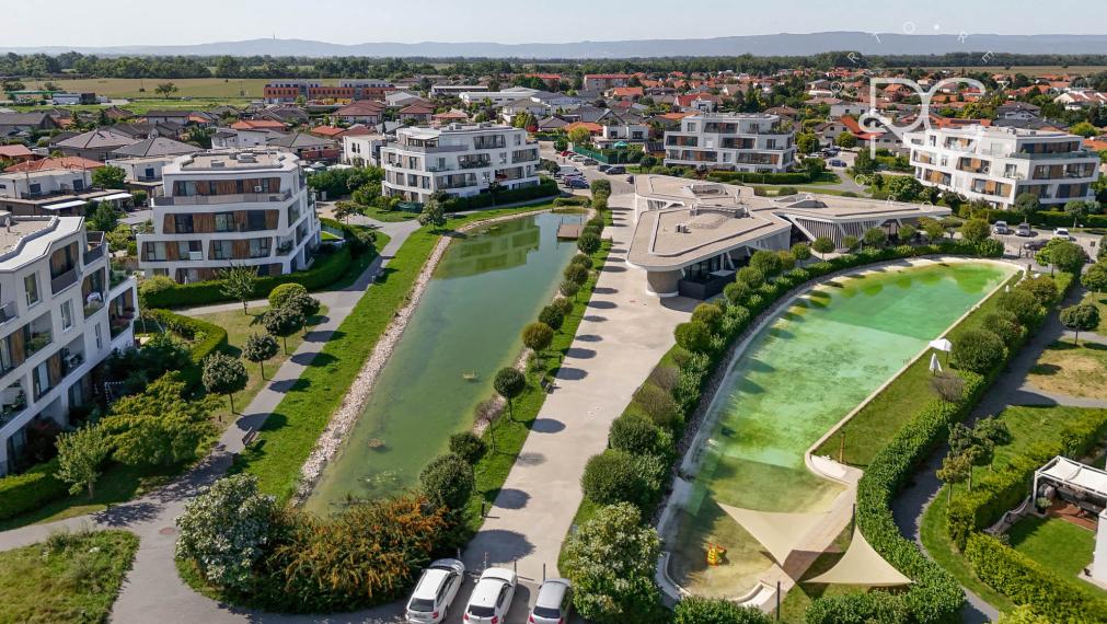 Príjemný 3-izbový byt s predzáhradkou a parkovaním TRI VODY - MALINOVO