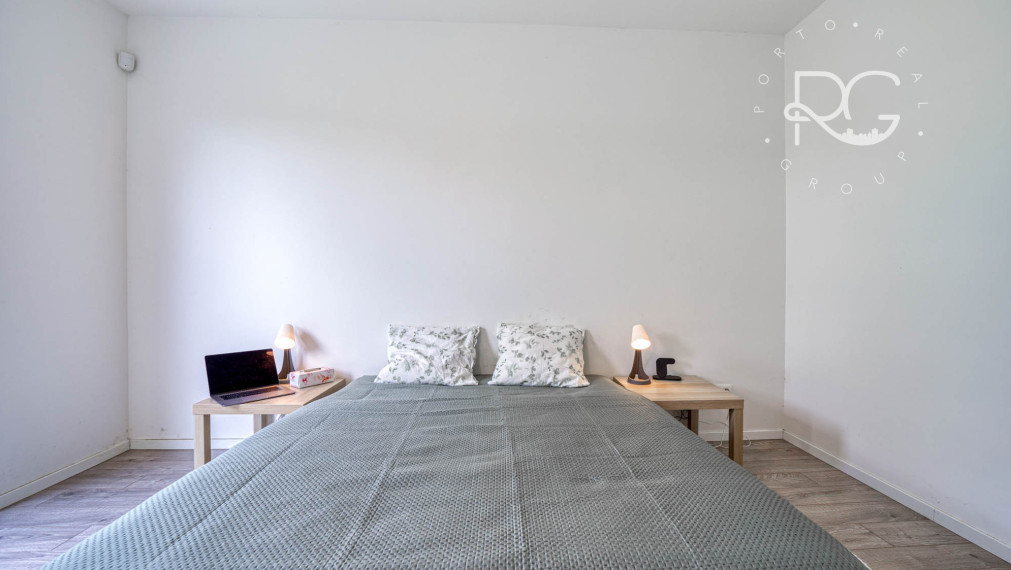 Príjemný 3-izbový byt s predzáhradkou a parkovaním TRI VODY - MALINOVO