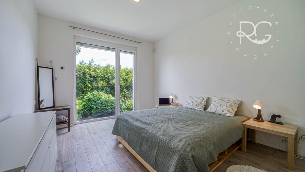 Príjemný 3-izbový byt s predzáhradkou a parkovaním TRI VODY - MALINOVO