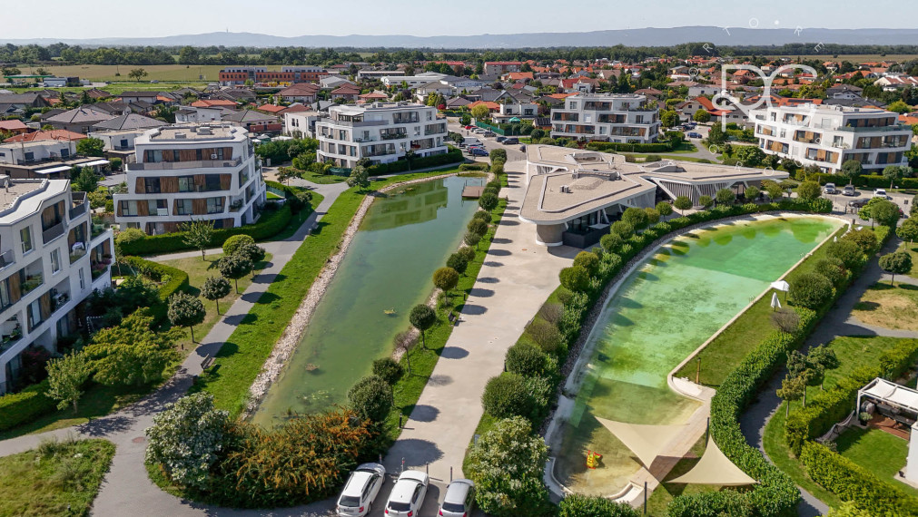 Príjemný 3-izbový byt s predzáhradkou a parkovaním TRI VODY - MALINOVO