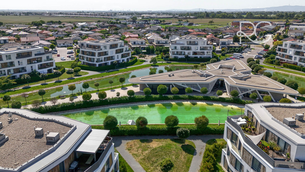 Príjemný 3-izbový byt s predzáhradkou a parkovaním TRI VODY - MALINOVO