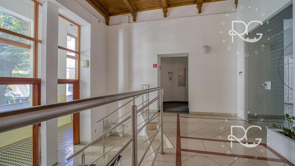 Krásna historická budova v Starom Meste na predaj