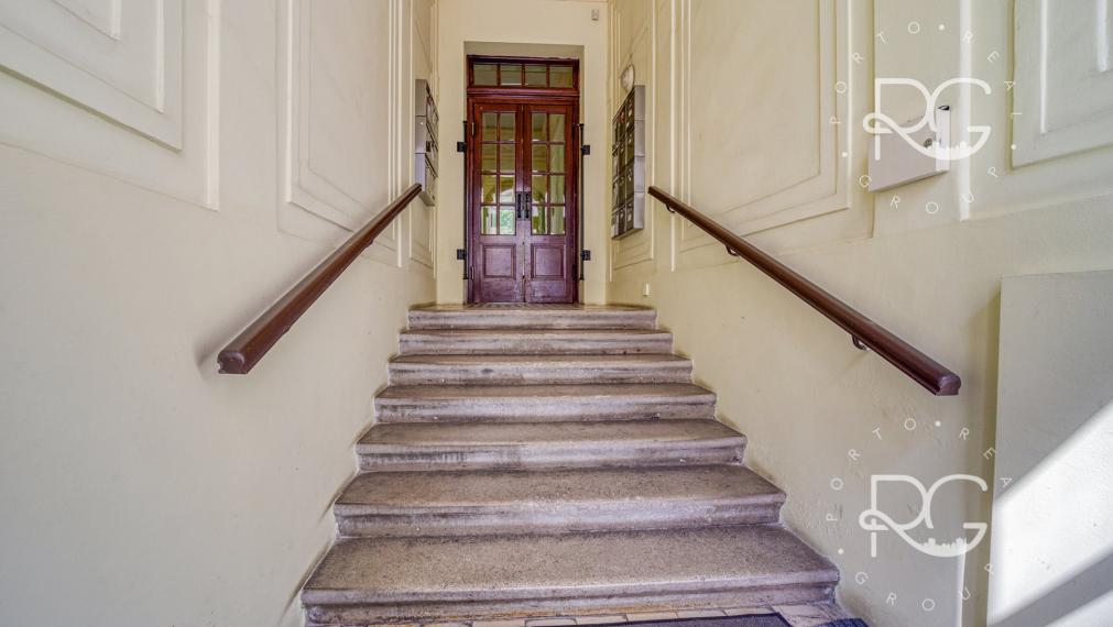 Krásna historická budova v Starom Meste na predaj