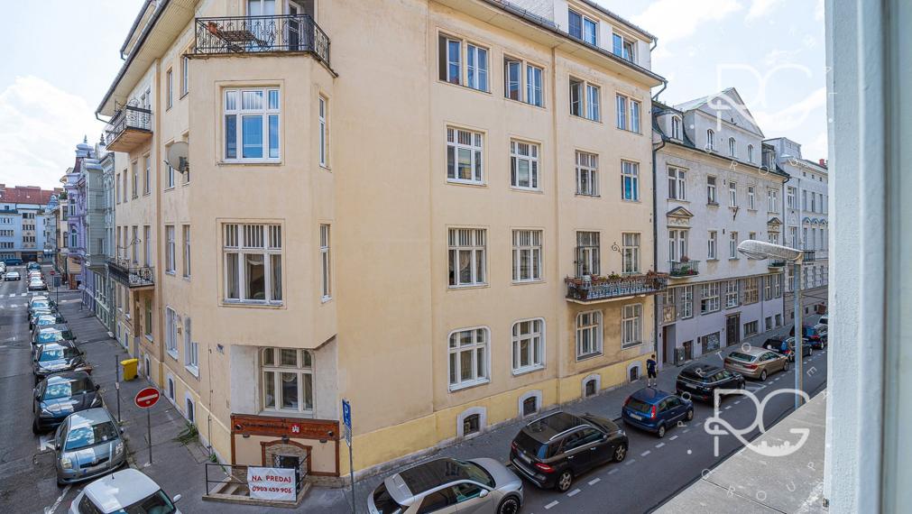 Krásna historická budova v Starom Meste na predaj