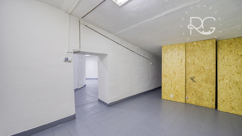 Zrekonštruovaný skladový priestor vo Vrakuni na prenájom