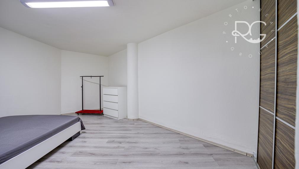 Zrekonštruovaný skladový priestor vo Vrakuni na prenájom