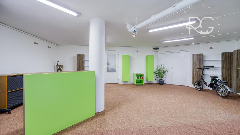 Zrekonštruovaný skladový priestor vo Vrakuni na prenájom