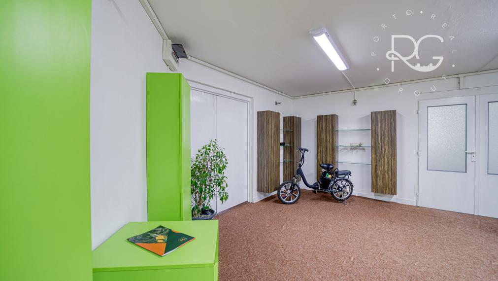 Zrekonštruovaný skladový priestor vo Vrakuni na prenájom