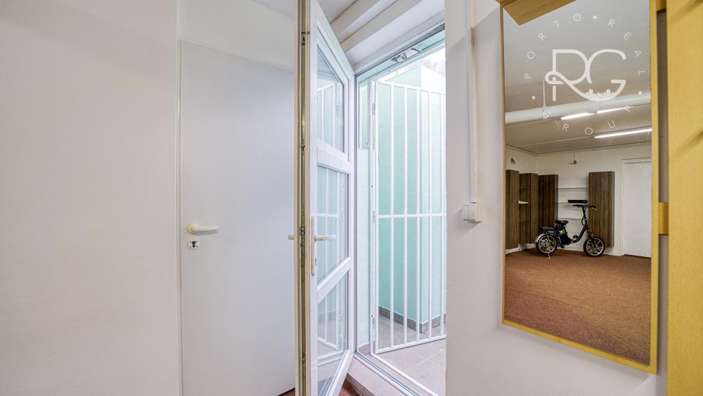 Zrekonštruovaný skladový priestor vo Vrakuni na prenájom