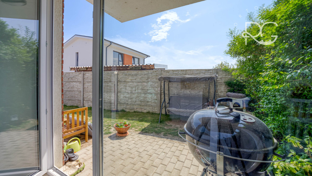 Posledný 5izb RD kompletne zariadený s garážou v krásnom prostredí v Čilistovskej lagúne