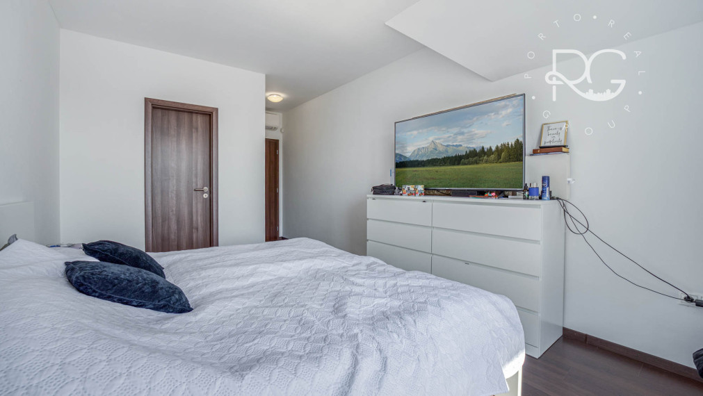 Posledný 5izb RD kompletne zariadený s garážou v krásnom prostredí v Čilistovskej lagúne