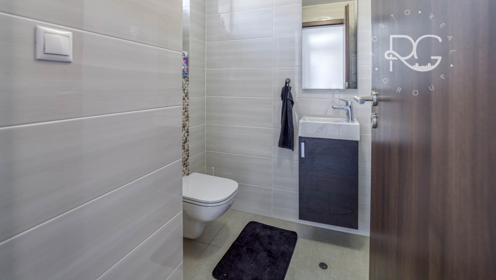 Posledný 5izb RD kompletne zariadený s garážou v krásnom prostredí v Čilistovskej lagúne