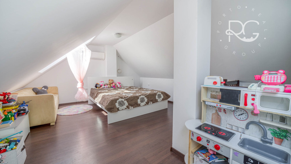 Posledný 5izb RD kompletne zariadený s garážou v krásnom prostredí v Čilistovskej lagúne