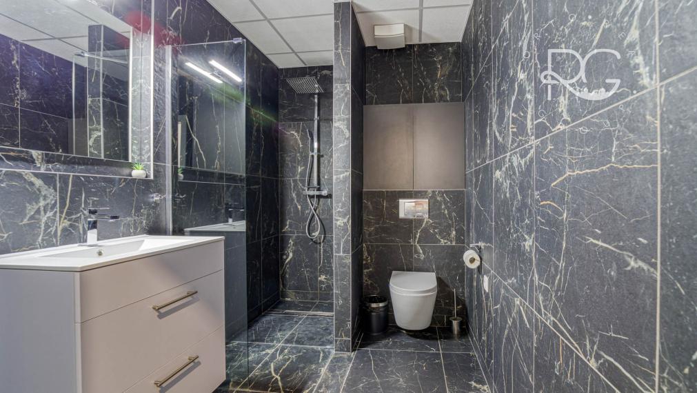 Štýlový kompletne zariadený 2 izbový apartmán s terasou - odpočet DPH