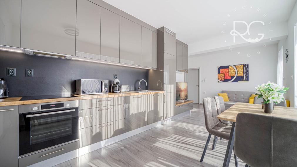 Štýlový kompletne zariadený 2 izbový apartmán s terasou - odpočet DPH