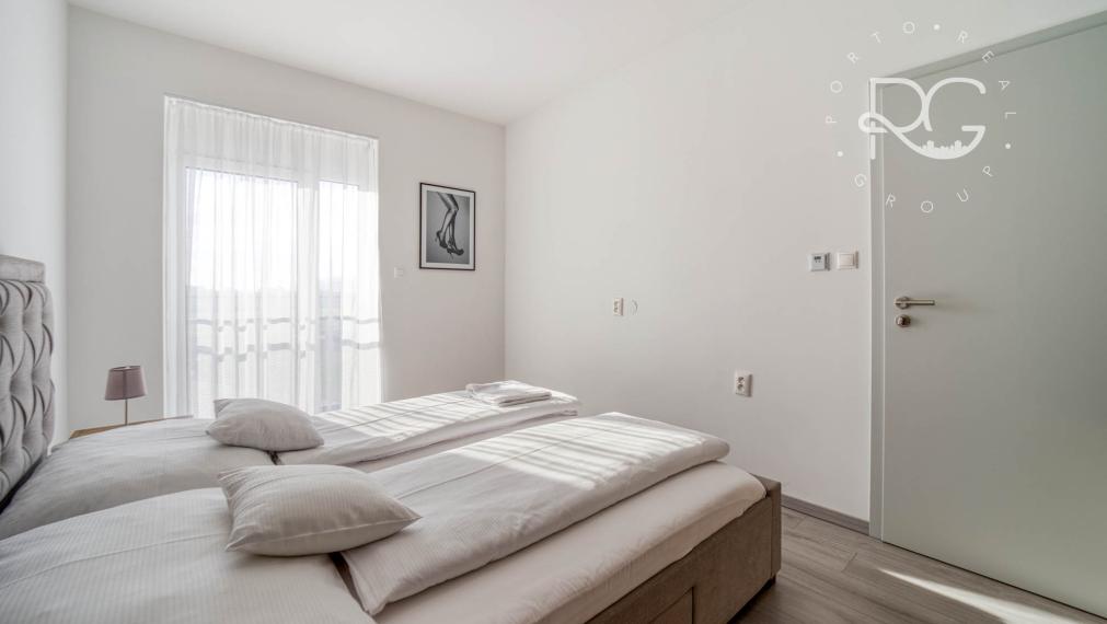Štýlový kompletne zariadený 2 izbový apartmán s terasou - odpočet DPH