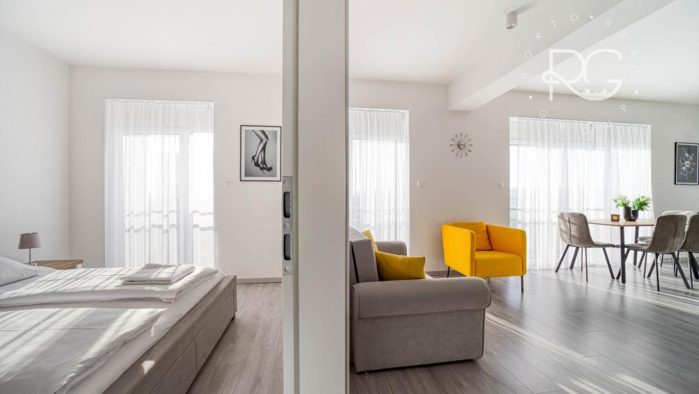 Štýlový kompletne zariadený 2 izbový apartmán s terasou - odpočet DPH