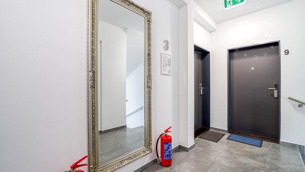 Štýlový kompletne zariadený 2 izbový apartmán s terasou - odpočet DPH