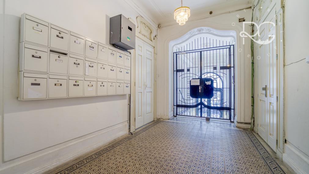 Krásny staromestský kompletne zariadený 2izb byt na Palisádoch na prenájom