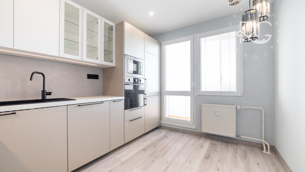 Slnečný 3-izbový byt s úchvatnými výhľadmi