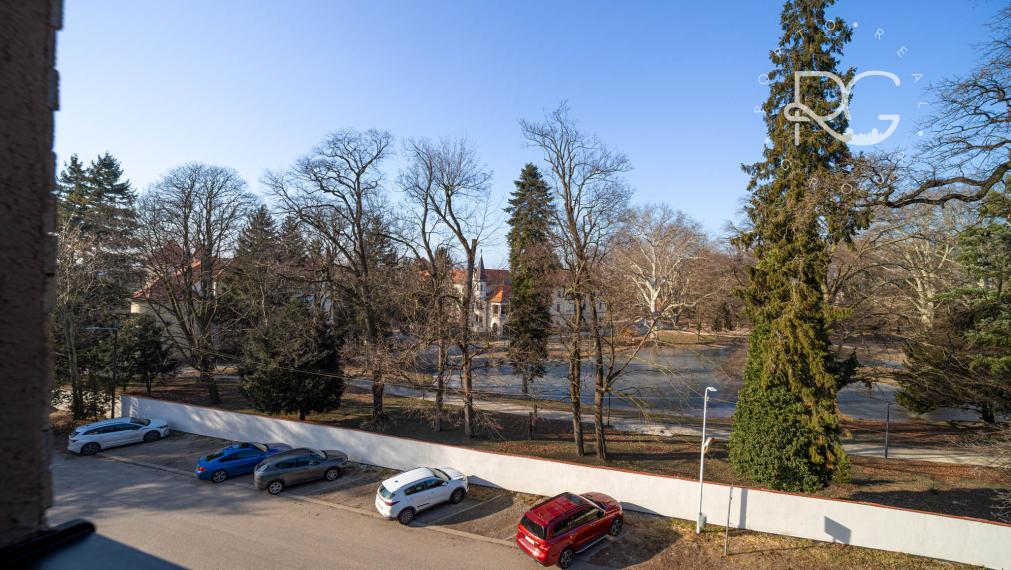 Prémiové komorné bývanie: luxusný 3-izbový byt loftového typu v Stupave