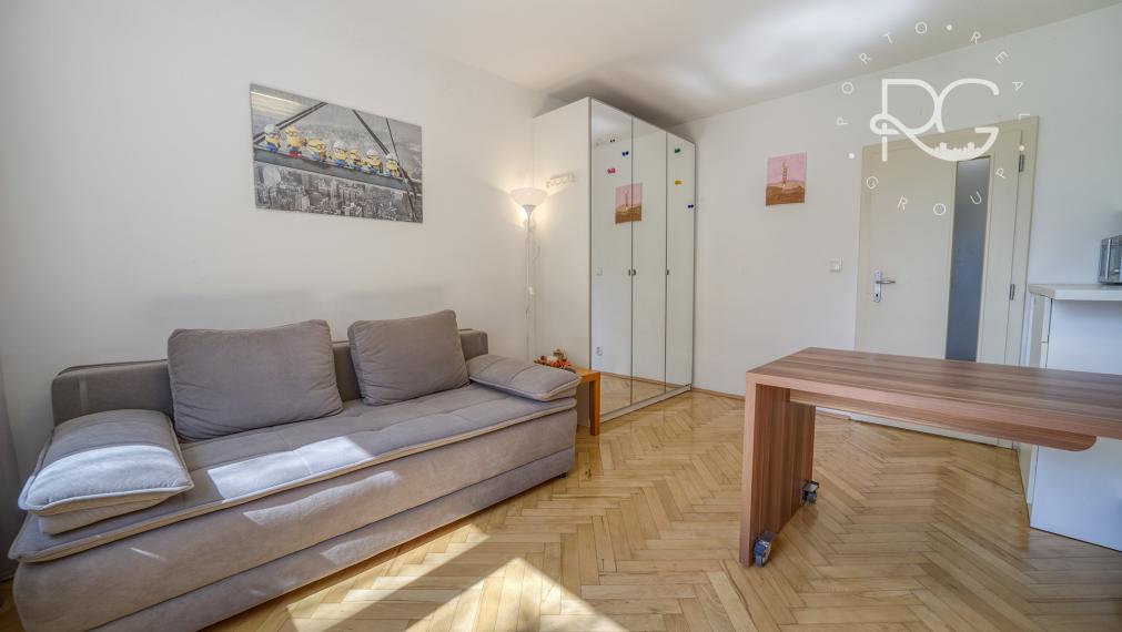 Príjemné staromestské bývanie v Bratislave na Záhradníckej ulici