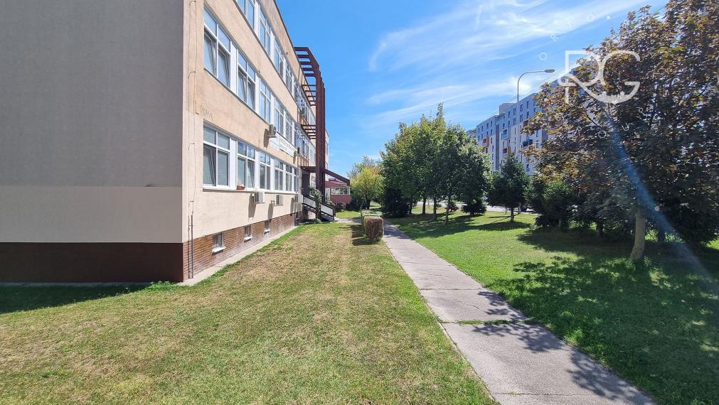 Na prenájom kancelária 39,29 m2 Wolkrova, Bratislava V – Petržalka