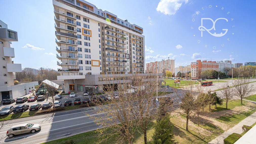 Na prenájom kancelária 20,34 m2 Wolkrova, Bratislava V – Petržalka