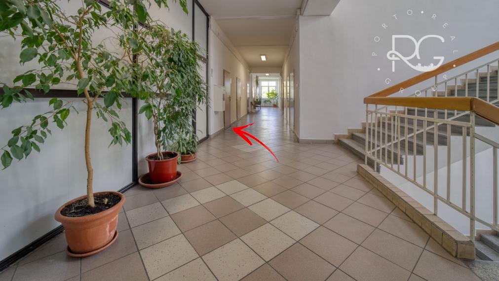 Na prenájom kancelária 18 m2 Wolkrova, Bratislava V – Petržalka