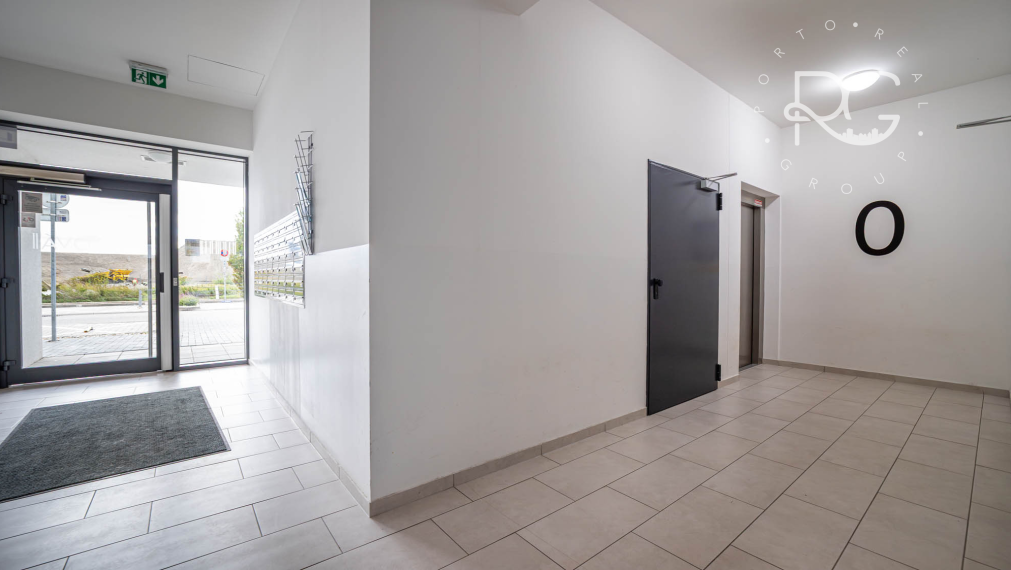 Garážové státie v lokalite Slnečnice-Viladomy na Fialovej ulici na predaj