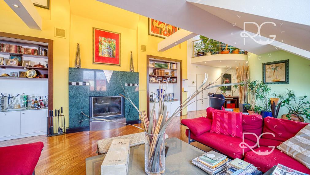 Charizmatický staromestský byt 216 m2 s 30 m2 terasou s krásnym výhľadom