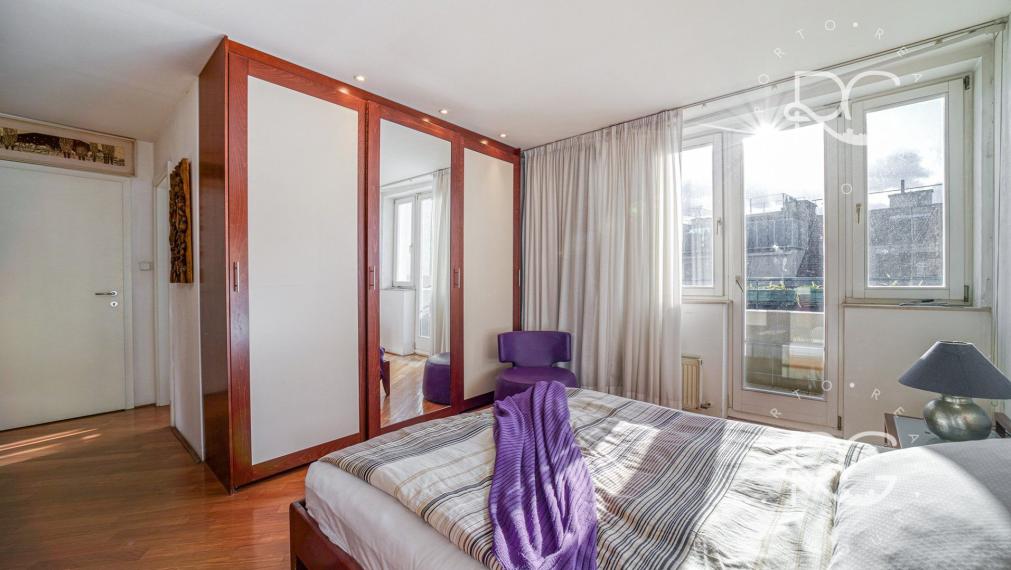 Charizmatický staromestský byt 216 m2 s 30 m2 terasou s krásnym výhľadom