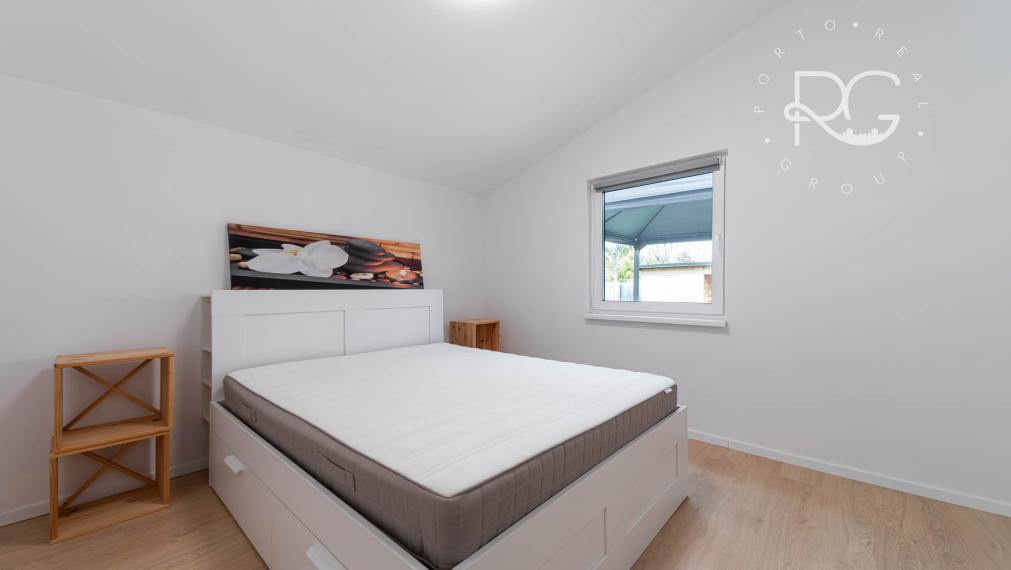 Moderný zariadený 4izb bungalov na 7árovom pozemku 20 min.od BA