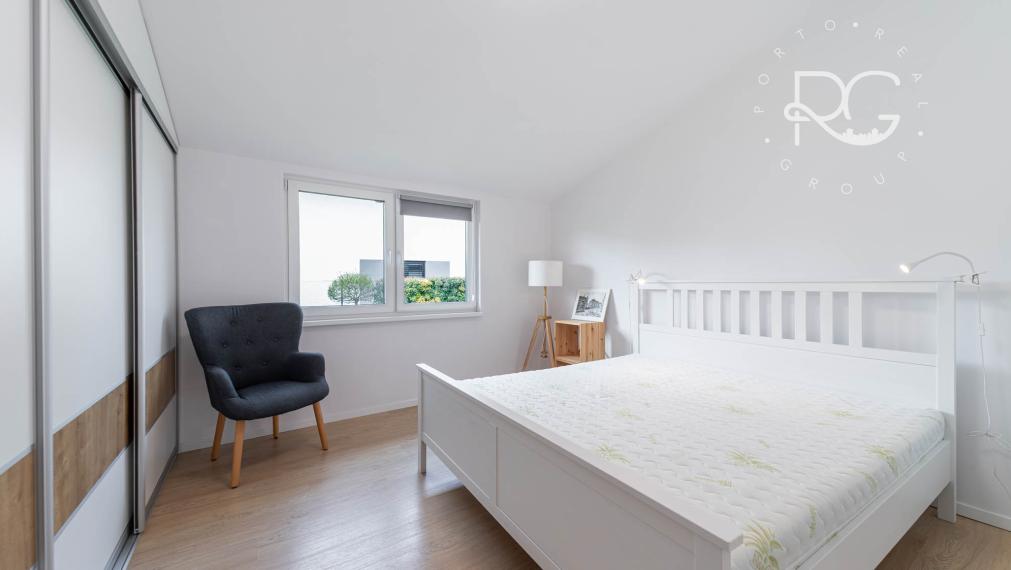 Moderný zariadený 4izb bungalov na 7árovom pozemku 20 min.od BA