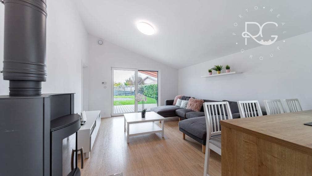 Moderný zariadený 4izb bungalov na 7árovom pozemku 20 min.od BA