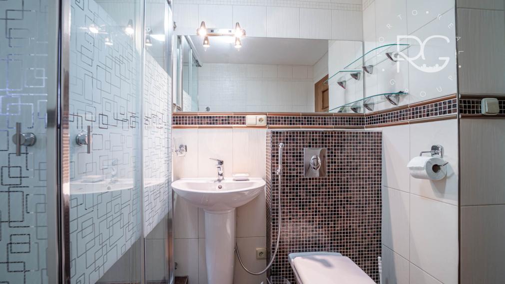 Priestranný 5-izbový RD s terasami a záhradou na Kolibe, ul. Bellova