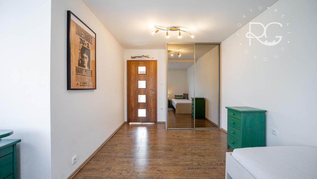 Priestranný 5-izbový RD s terasami a záhradou na Kolibe, ul. Bellova