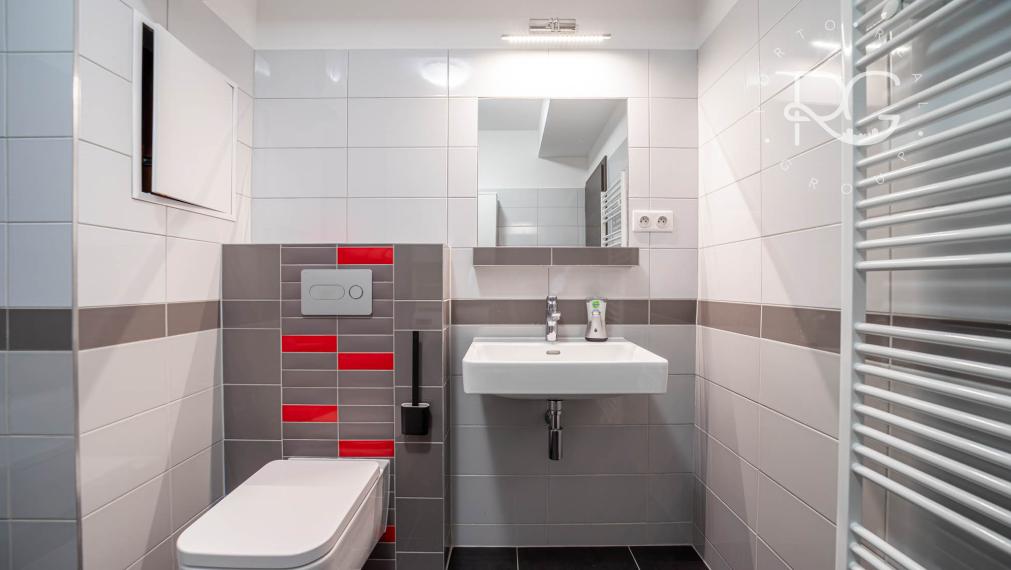 Moderné bývanie v 2-izbovom byte s parkovaním na ulici PRI HRUBEJ LÚKE