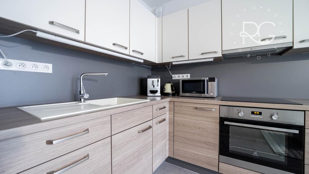 Moderné bývanie v 2-izbovom byte s parkovaním na ulici PRI HRUBEJ LÚKE