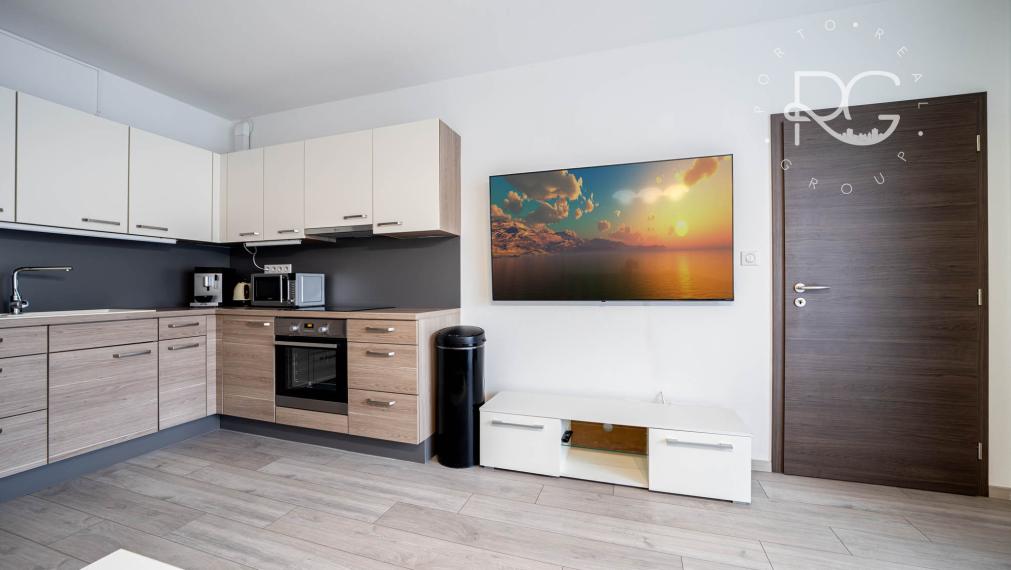 Moderné bývanie v 2-izbovom byte s parkovaním na ulici PRI HRUBEJ LÚKE