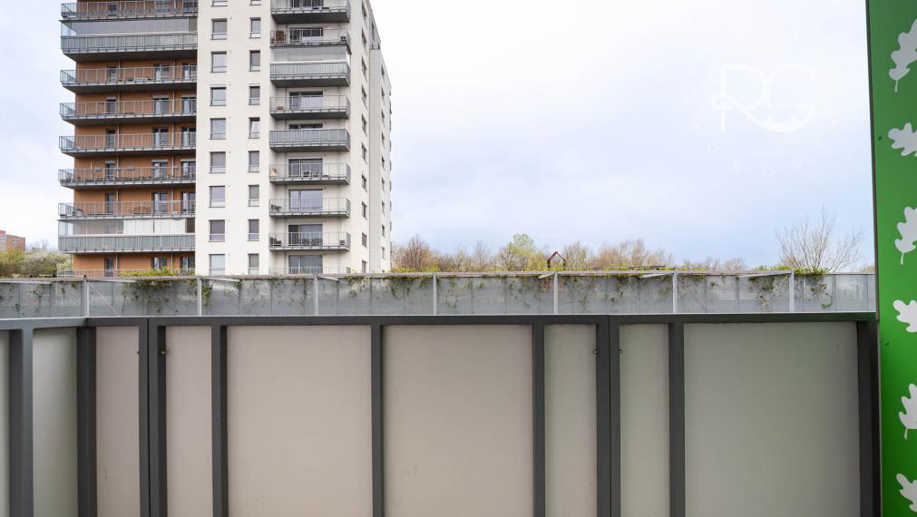 Moderné bývanie v 2-izbovom byte s parkovaním na ulici PRI HRUBEJ LÚKE