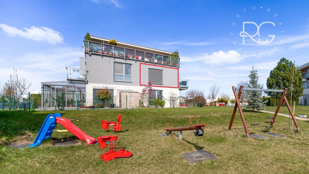 Moderný zariadený 3 izb byt s loggiou, pivnicou a parkovaním 20 min.od BA v krásnej lokalite