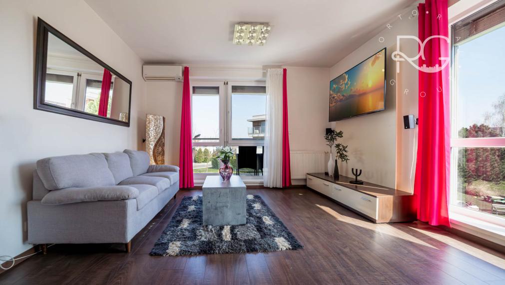 Moderný zariadený 3 izb byt s loggiou, pivnicou a parkovaním 20 min.od BA v krásnej lokalite