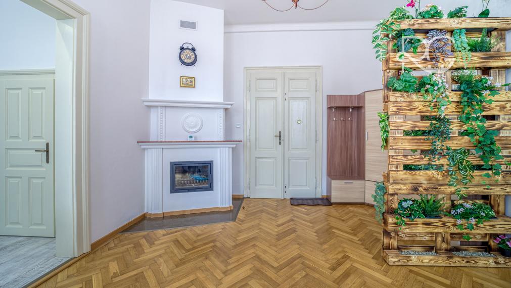 Krásny staromestský kompletne zariadený 2izb byt na Palisádoch na prenájom