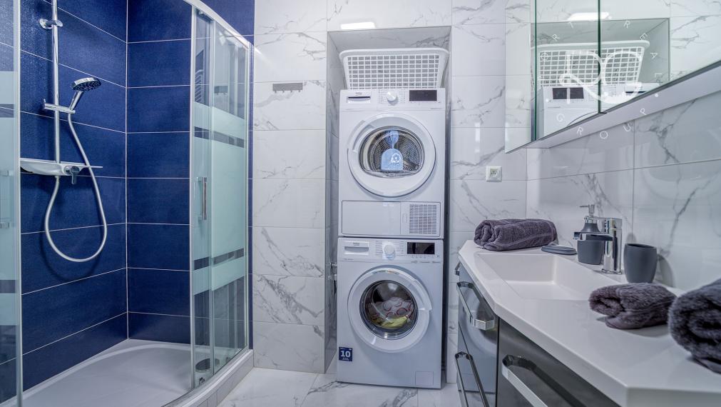 Krásny staromestský kompletne zariadený 2izb byt na Palisádoch na prenájom