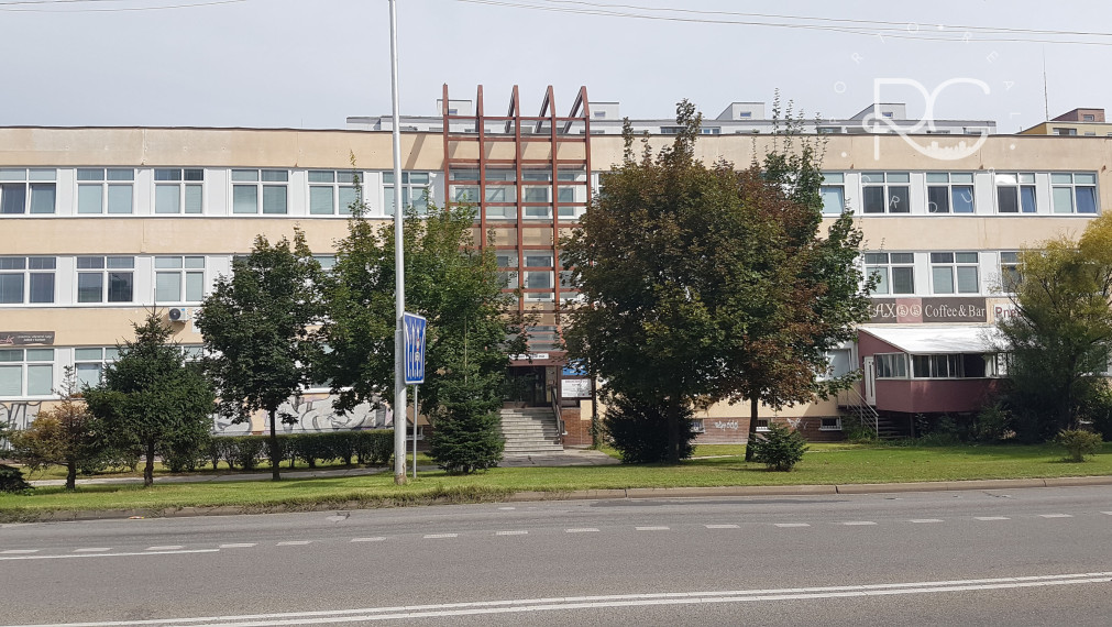 Na prenájom kancelária 18 m2 Wolkrova, Bratislava V – Petržalka