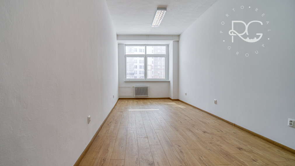 Na prenájom kancelária 19,60 m2 Wolkrova, Bratislava V – Petržalka
