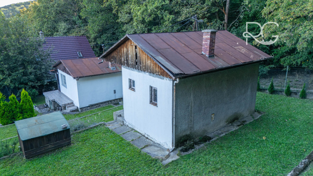 2 pozemky pri lese s krásnym výhľadom v lukratívnej časti Bratislava III - AHOJ