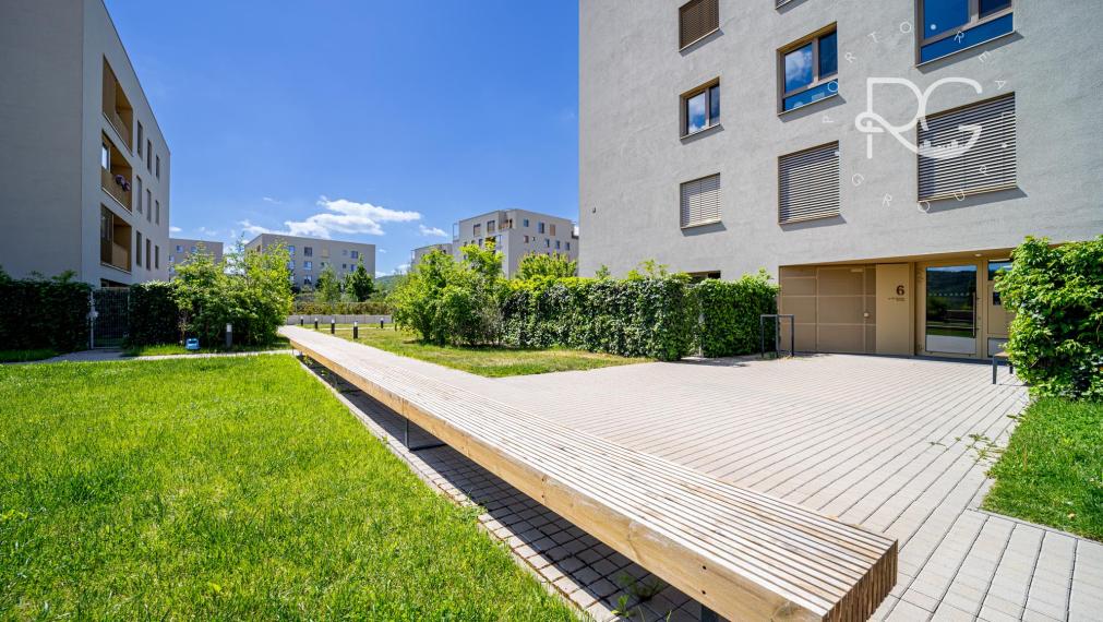 Štýlový 1,5 izbový byt v obľúbenom projekte Bory Nový Dvor