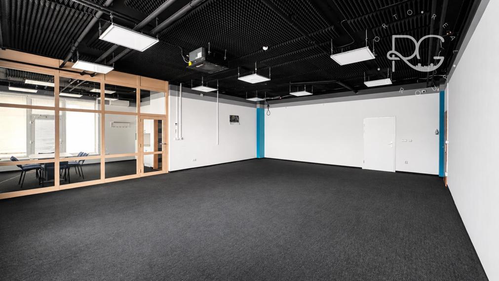MODERNÝ NEBYTOVÝ PRIESTOR 93 m² + 3 PARKOVACIE MIESTA | ANTOLSKÁ, PETRŽALKA